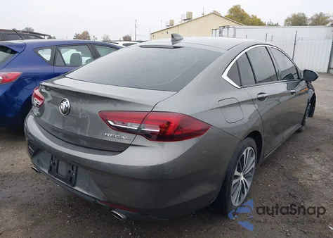 2018 Buick Regal Sportback Essence из США, поврежденный, VIN W04GP6SX3J1125961